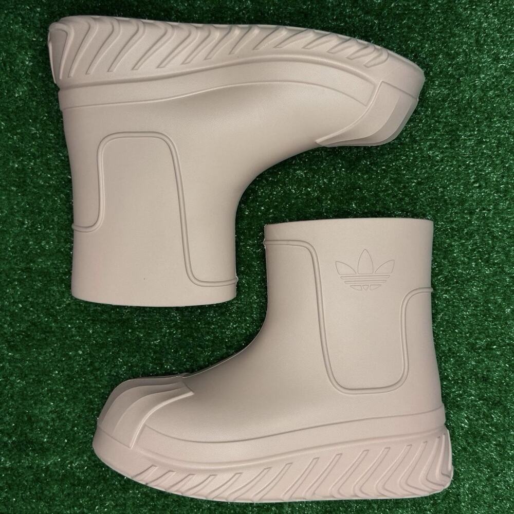 ADIDAS Originals Women's ADIFOM SST Boot Shoes Size 10